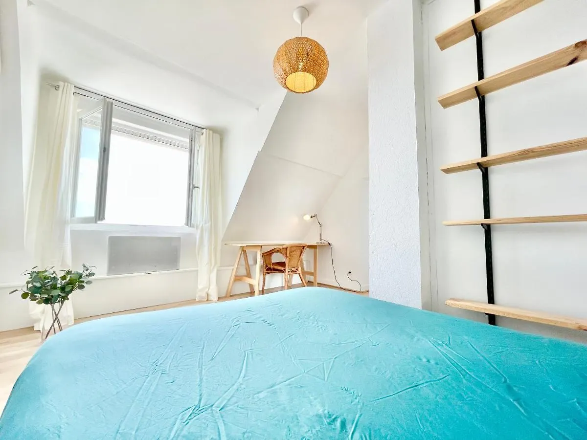 Le Bali Daire Lorient Fransa